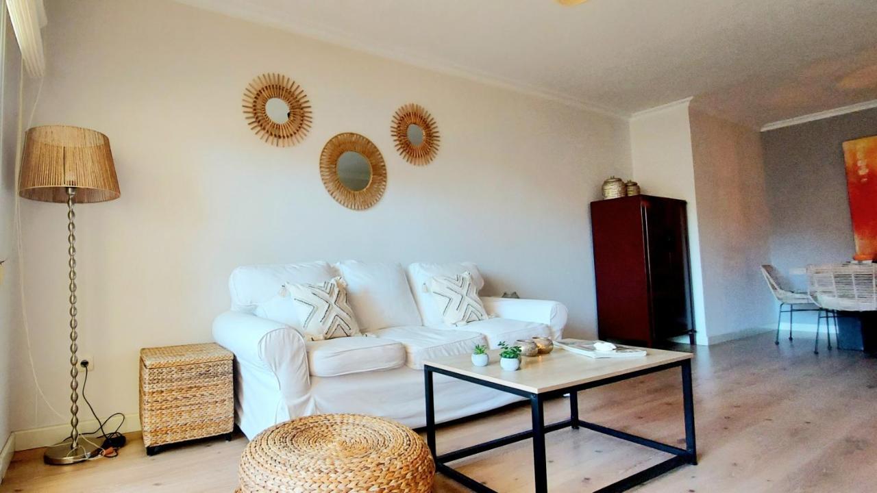 140 M2, 400 Metros De La Playa En Appartement Benalmádena